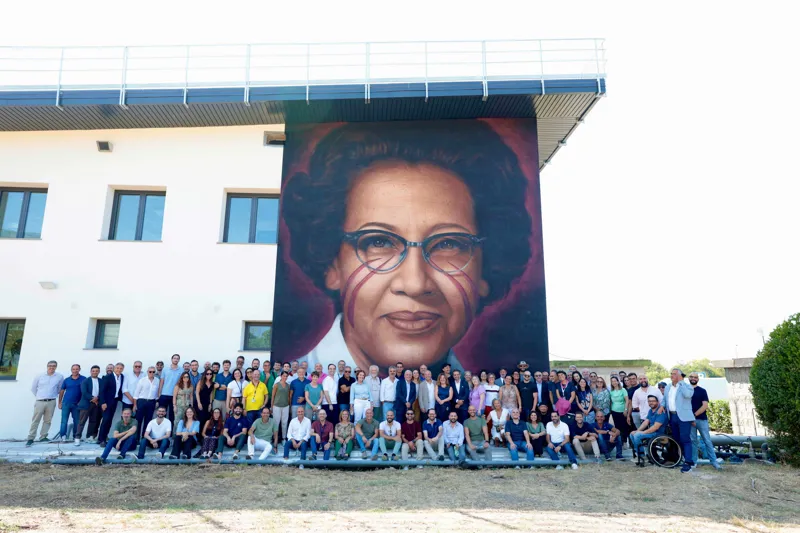 Il Visitor Center del CIRA si arricchisce con il murale di Jorit