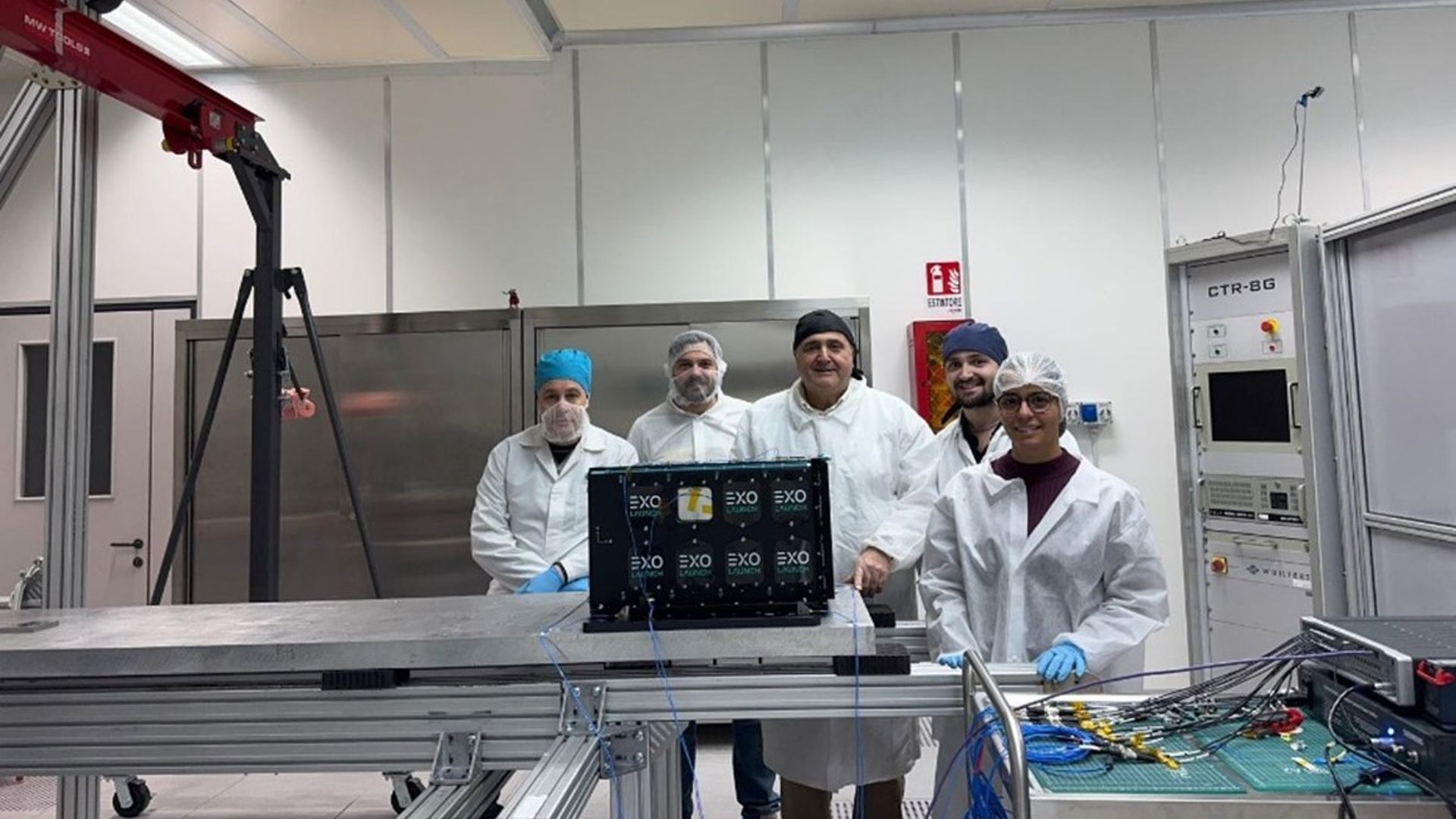 Argotec affida al CIRA i test di qualifica a shock meccanico per il CubeSat 12U XL della missione HENON.