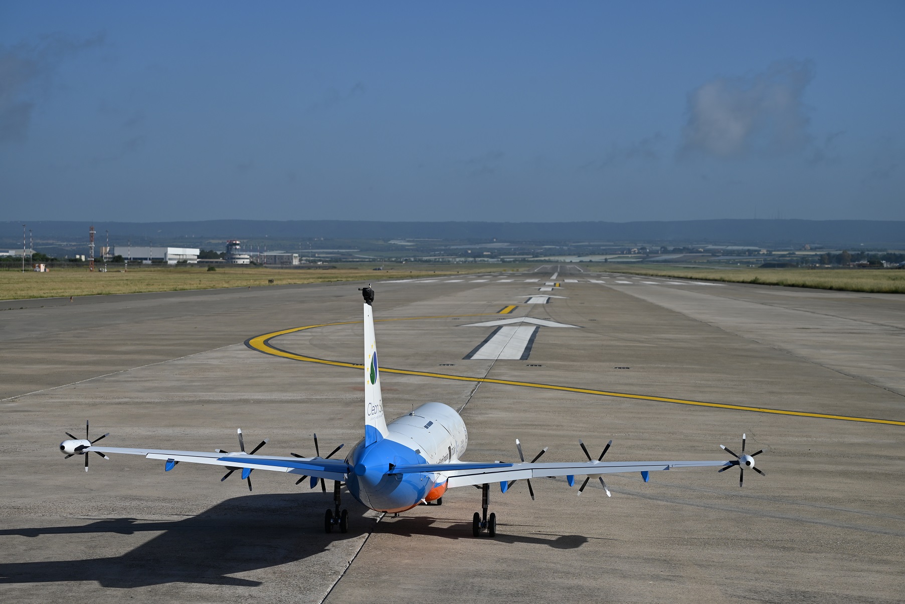 Clean Aviation, concluse a Grottaglie le prove in volo del dimostratore DEP-SFD basato su Propulsione Elettrica Distribuita