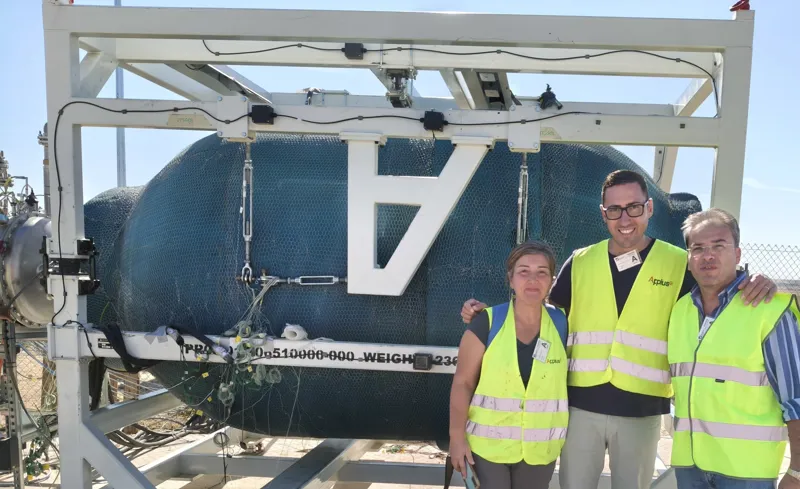 H2ELIOS, test con azoto liquido sul serbatoio criogenico per un'aviazione a zero emissioni